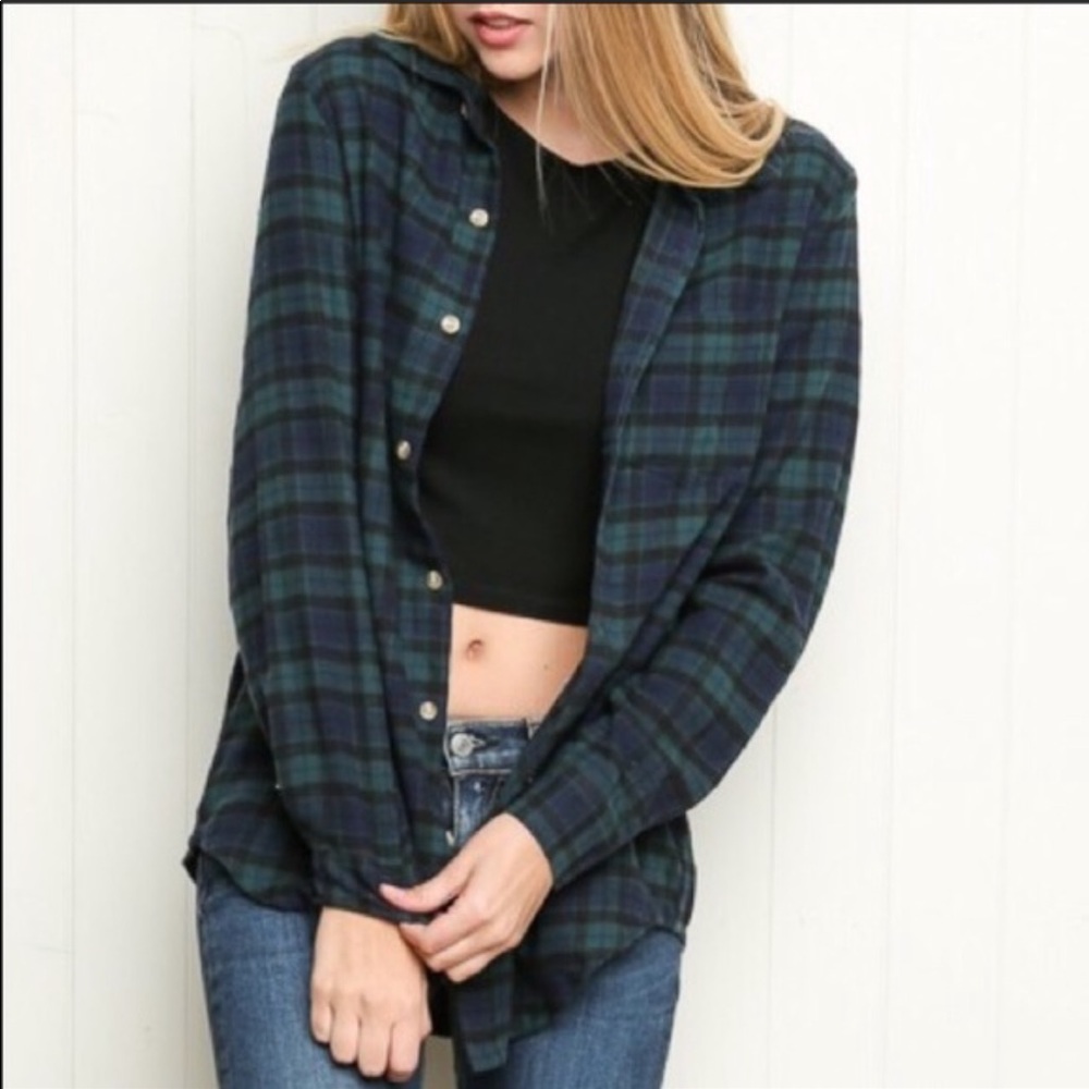 SOLD 🚫 Brandy Melville green flannel
